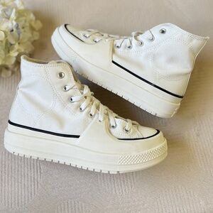 NEW Womens Size 9.5 Converse Chuck Taylor All Star Construct High Vintage White